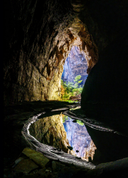 Gruta do Janelão (Big Window Cave), Parque Nacional Cavernas do Peruaçu, Januária, Minas Gerais